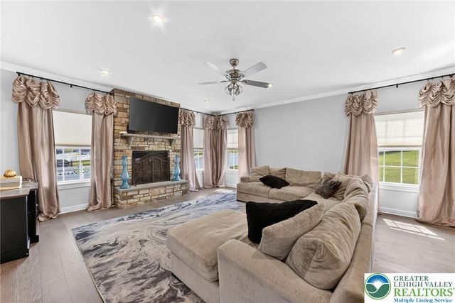 3952 Orth Street, Bethlehem Twp, PA 18020