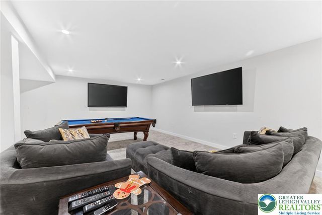 3952 Orth Street, Bethlehem Twp, PA 18020