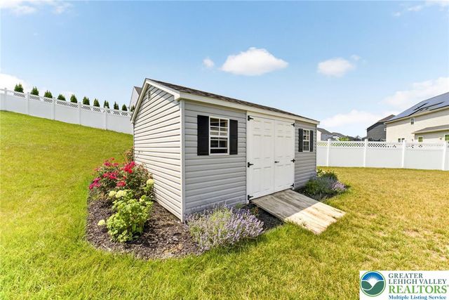 3952 Orth Street, Bethlehem Twp, PA 18020