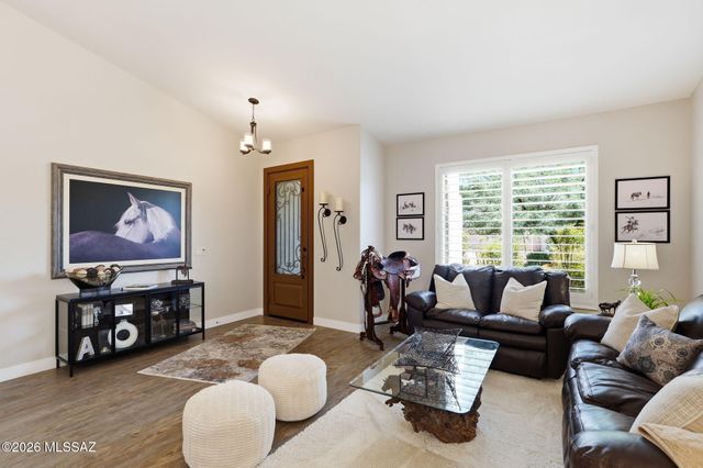 9736 E Rock Ridge Court, Tucson, AZ 85749