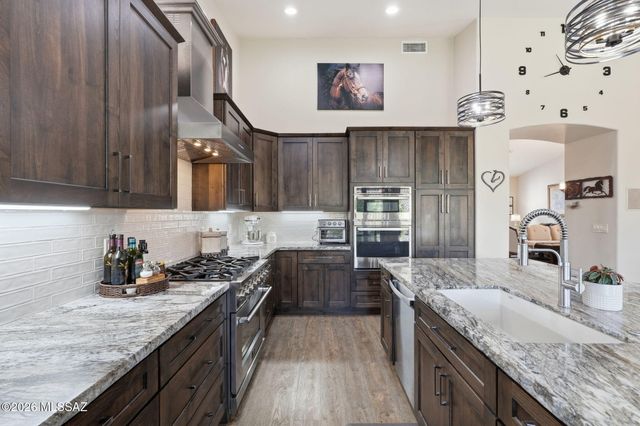 9736 E Rock Ridge Court, Tucson, AZ 85749