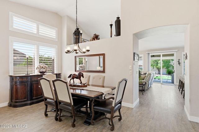 9736 E Rock Ridge Court, Tucson, AZ 85749