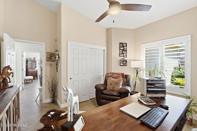 9736 E Rock Ridge Court, Tucson, AZ 85749