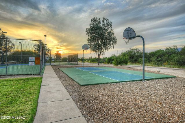 9736 E Rock Ridge Court, Tucson, AZ 85749