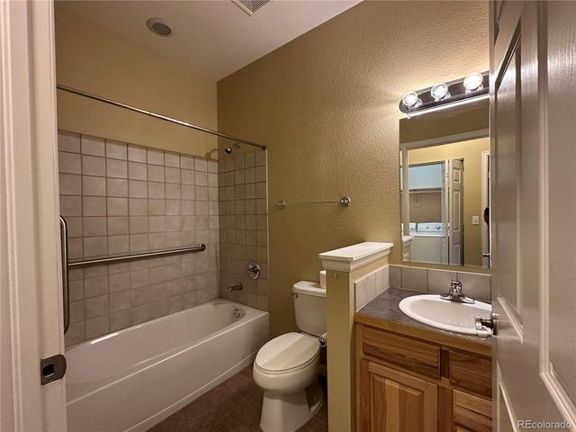 1238 Finch St, Loveland, CO 80537
