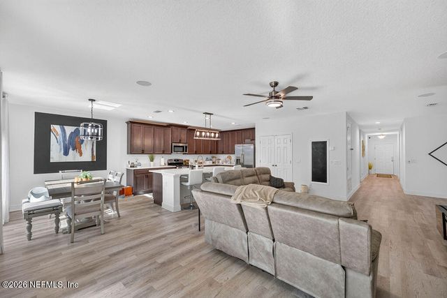 594 BELLINGHAM Way, Minneola, FL 34715