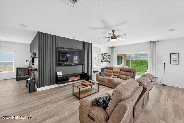 594 BELLINGHAM Way, Minneola, FL 34715