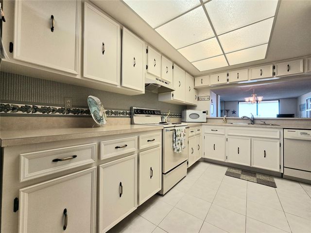 1890 N ATLANTIC AVENUE 604, Cocoa Beach, FL 32931