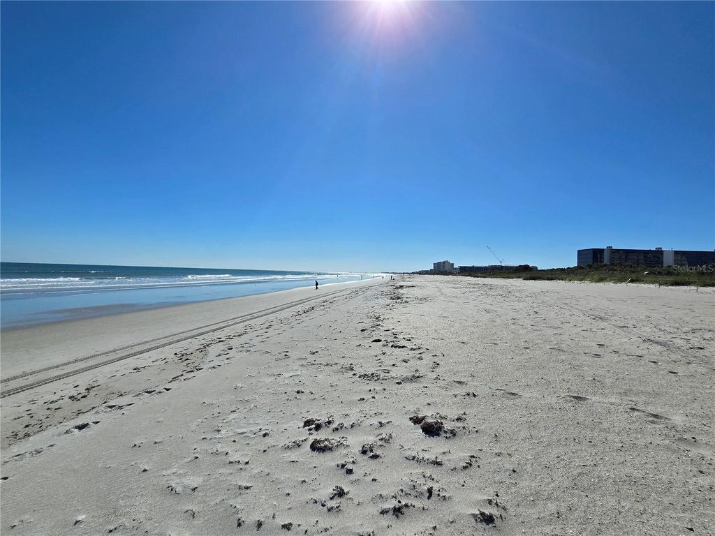 Image 41 of property listing at 1890 N ATLANTIC AVENUE 604, Cocoa Beach, FL 32931
