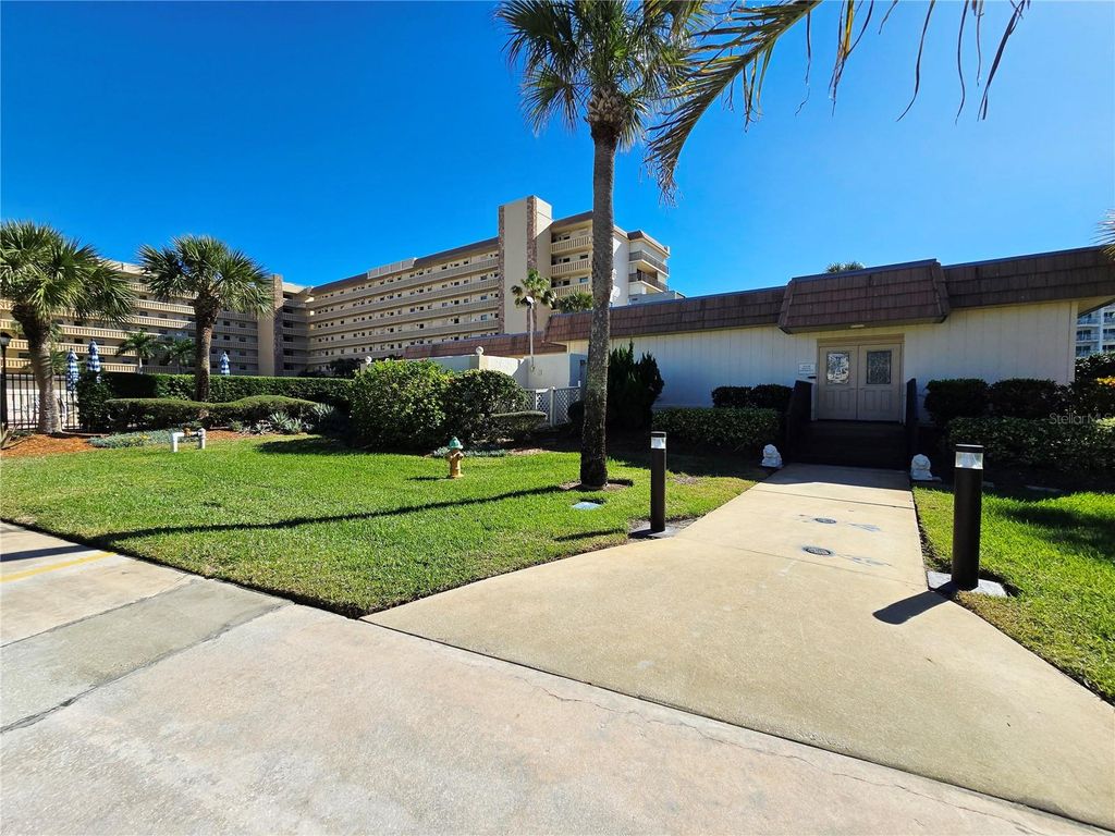 Image 53 of property listing at 1890 N ATLANTIC AVENUE 604, Cocoa Beach, FL 32931