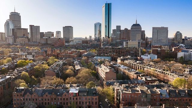 8 Ringgold St, Boston, MA 02118