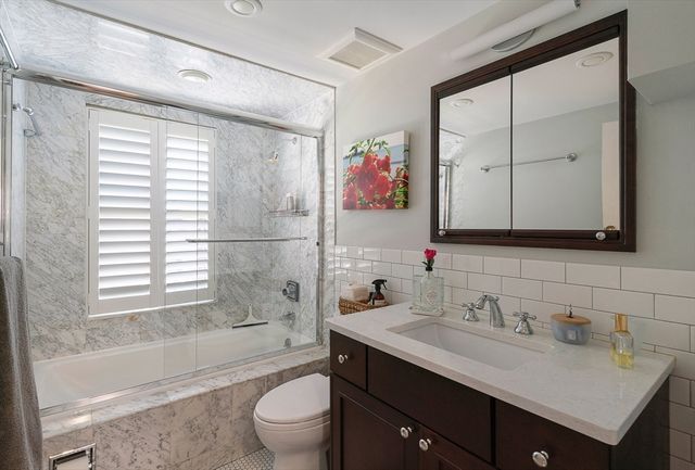 8 Ringgold St, Boston, MA 02118
