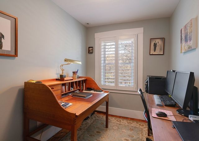 8 Ringgold St, Boston, MA 02118