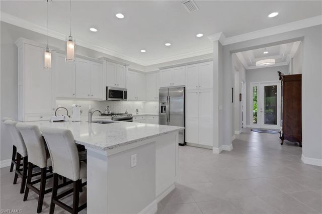 4113 Amelia WAY, Naples, FL 34119