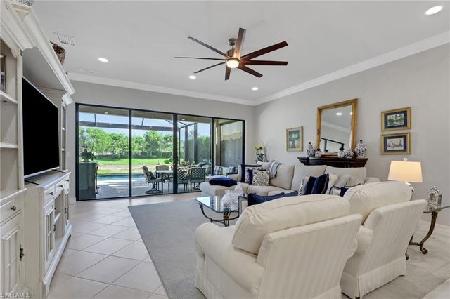 4113 Amelia WAY, Naples, FL 34119