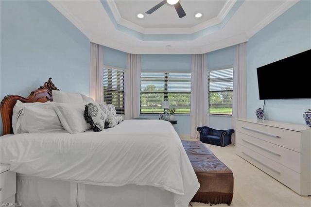 4113 Amelia WAY, Naples, FL 34119