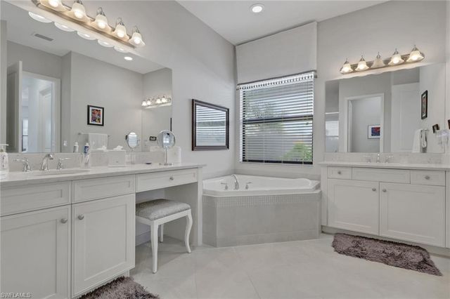 4113 Amelia WAY, Naples, FL 34119