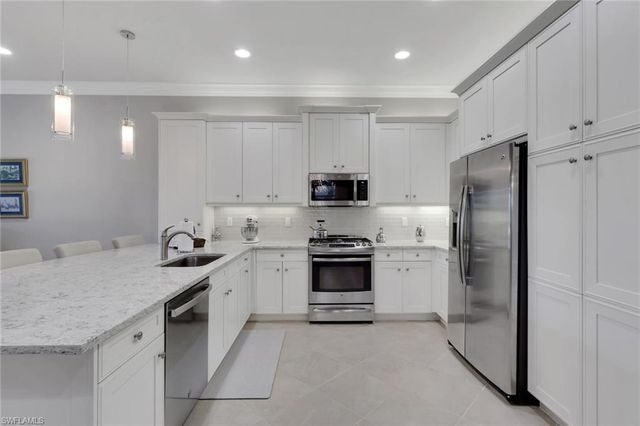 4113 Amelia WAY, Naples, FL 34119