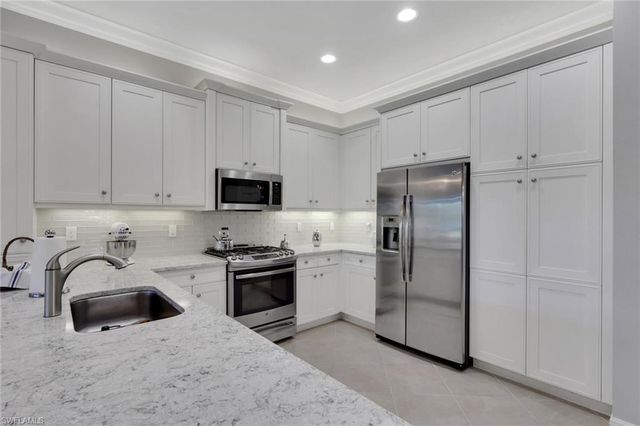 4113 Amelia WAY, Naples, FL 34119