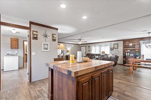 6940 Calvin Morgan Grade, Perry, FL 32348