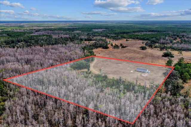 6940 Calvin Morgan Grade, Perry, FL 32348