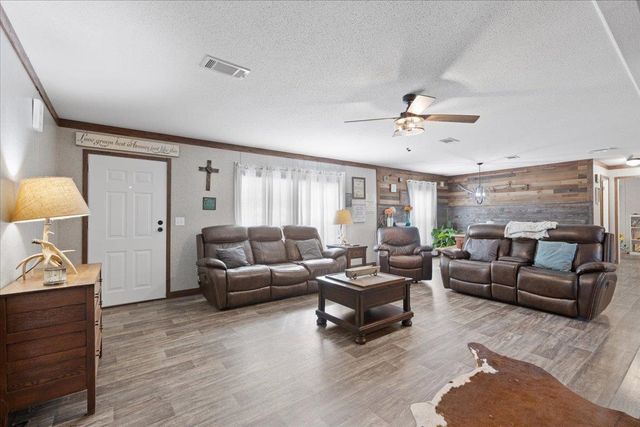 6940 Calvin Morgan Grade, Perry, FL 32348