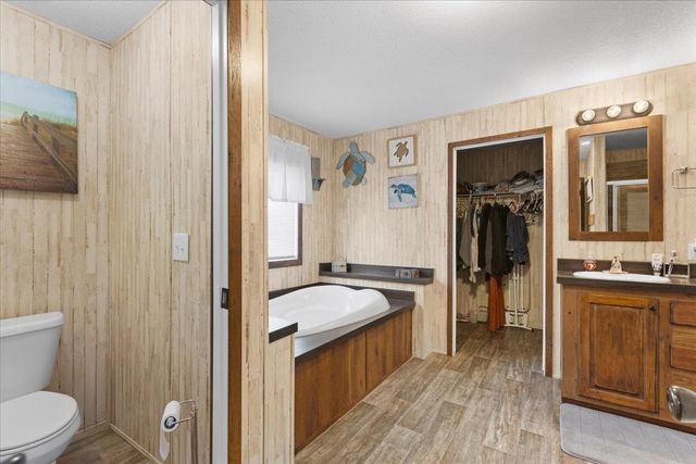 6940 Calvin Morgan Grade, Perry, FL 32348