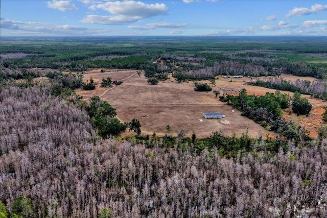 6940 Calvin Morgan Grade, Perry, FL 32348