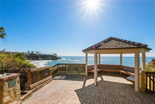 16 N La Senda Drive, Laguna Beach, CA 92651