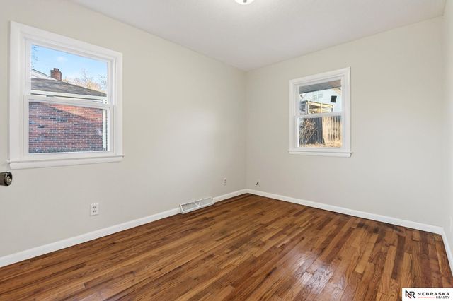 7516 Richmond Drive, Omaha, NE 68134