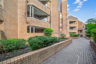5210 Weslayan Street 104, Houston, TX 77005
