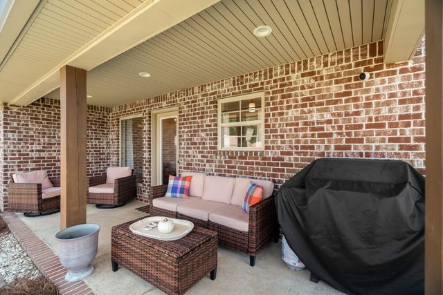 25 E Cherry St., Sumrall, MS 39482