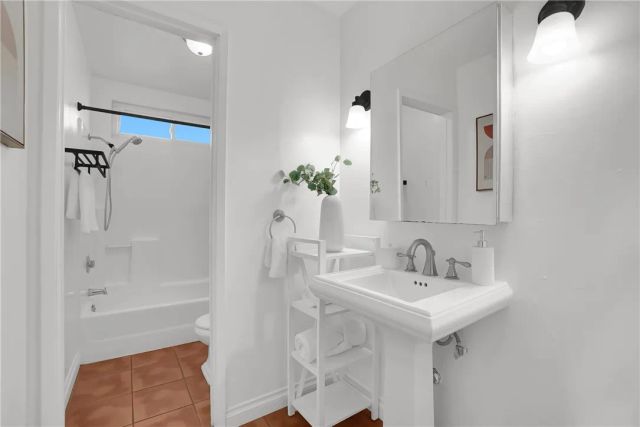 4676 Mane Street, Montclair, CA 91763