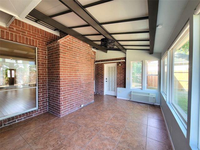 2214 Old South Drive, Richmond, TX 77406