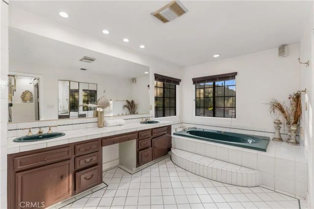 9348 Tujunga Canyon, Tujunga, CA 91042