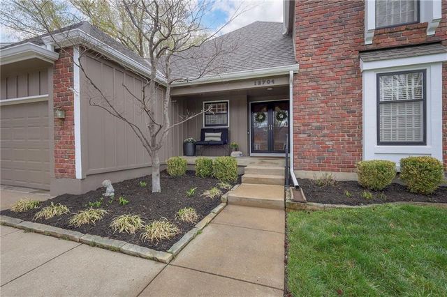 12704 W 117th Street, Overland Park, KS 66210