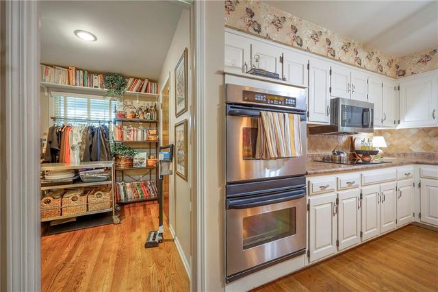 12704 W 117th Street, Overland Park, KS 66210