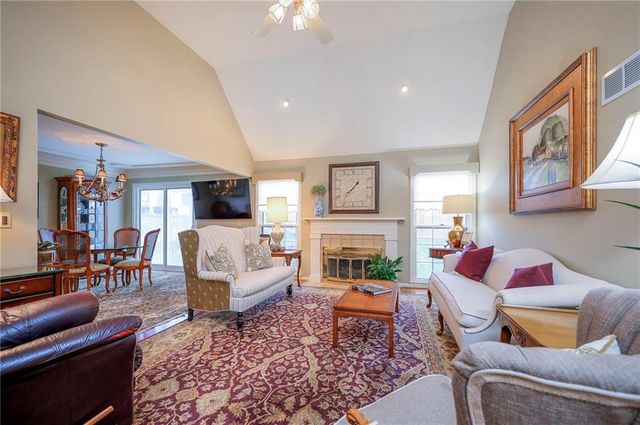 12704 W 117th Street, Overland Park, KS 66210