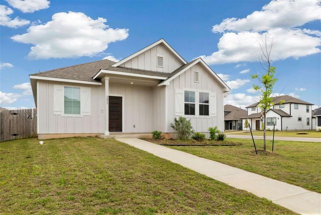 171 Acadia DR, Kyle, TX 78640