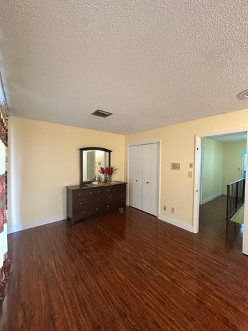 102 Pleasant Hill Lane, Tamarac, FL 33319