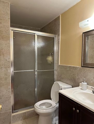102 Pleasant Hill Lane, Tamarac, FL 33319