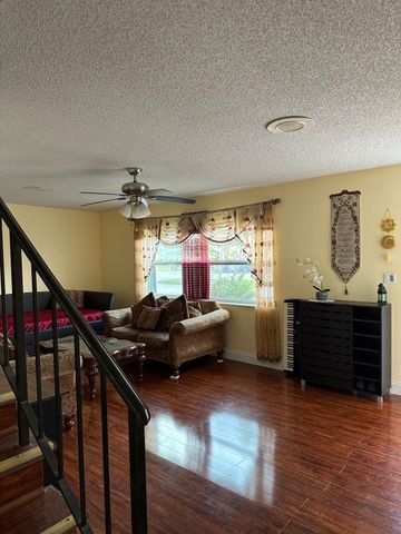 102 Pleasant Hill Lane, Tamarac, FL 33319