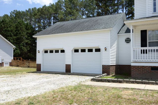1625 Tall Cane Circle, Willow Spring, NC 27592