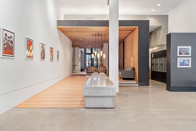 346 Congress St 702, Boston, MA 02210