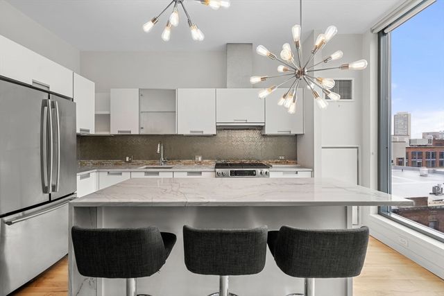 346 Congress St 702, Boston, MA 02210