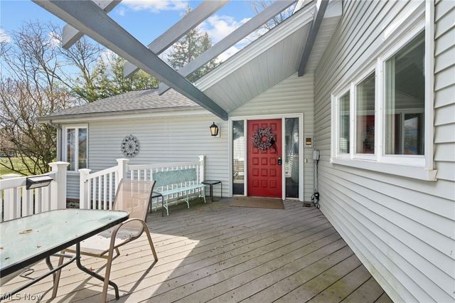 6656 Woodhawk Drive, Mayfield Heights, OH 44124