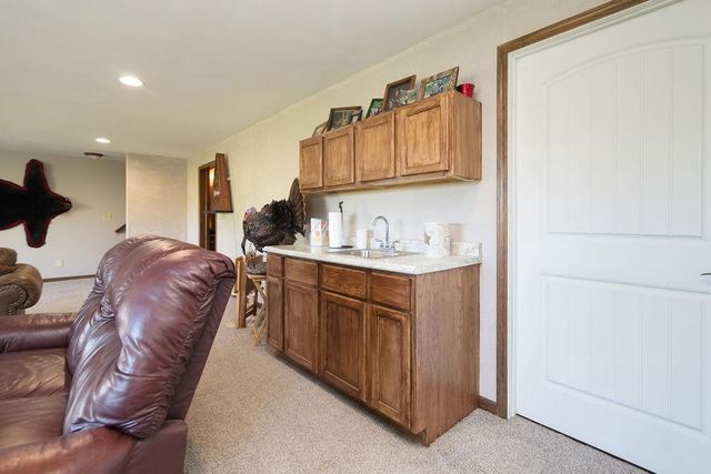 N5194 Blue Valley ROAD, Hartford, WI 53027