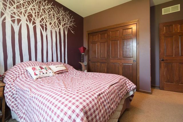 N5194 Blue Valley ROAD, Hartford, WI 53027