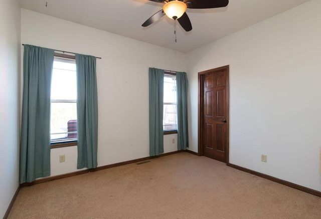 N5194 Blue Valley ROAD, Hartford, WI 53027