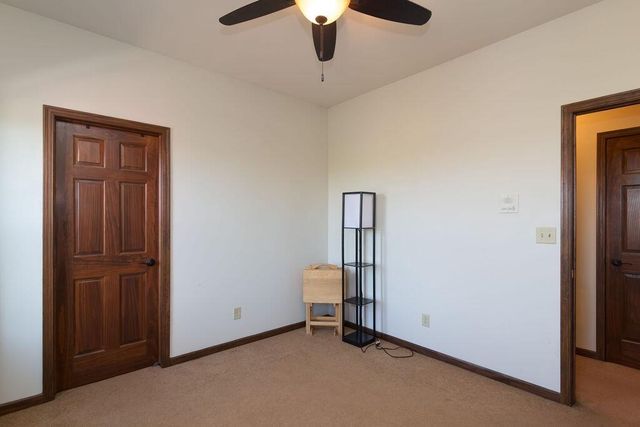 N5194 Blue Valley ROAD, Hartford, WI 53027